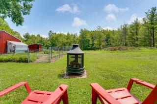 Cozy Holland Studio with Deck Near Lake Michigan! - Holland - 1