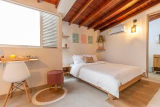 Modern Cozy Apt - Laureles -AC - Fast WiFi - 9