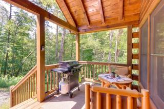 Couples Getaway Cabin by Hiking and Waterfalls! - 7