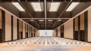 HUALUXE Beihai Silver Beach Resort by IHG - 9