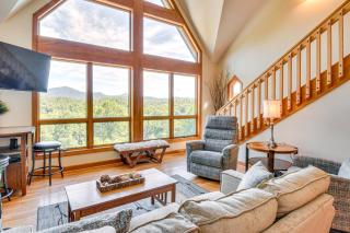 Hilltop Home with Panoramic Forest and Mountain Views! - 6