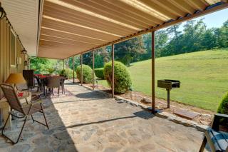 11 Mi to Asheville Scenic Retreat with Game Room - 9