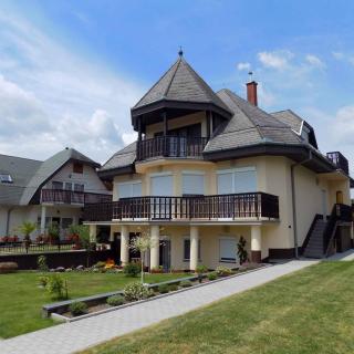 Three-Bedroom Apartment in Gyenesdias I - 7