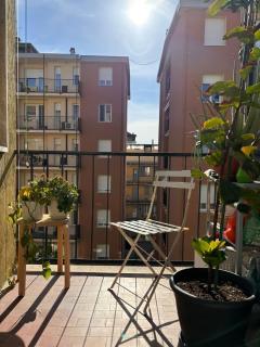 The Comfy Hub - A stone's throw from the Metro - 5