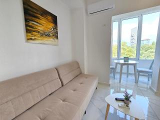 Central Tirana apartment getaway - Tirana - 8