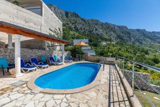 Family friendly house with a swimming pool Lokva Rogoznica, Omis - 4328 - Lokva Rogoznica - 2