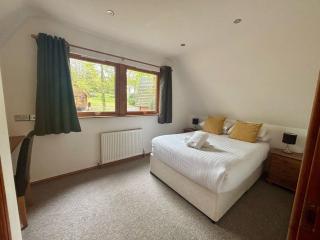 Acorn Lodge - Newton Abbot - 2