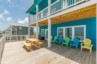 The Sandcastle - Beachfront Home - Family Friendly - Surfside Beach - 8