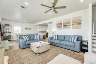 The Sandcastle - Beachfront Home - Family Friendly - Surfside Beach - 6