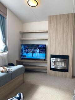 Hutleys caravan park - Jaywick Sands - 3