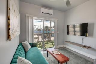 Walk to Daytona Beach and Boardwalk Apt with Balcony - 2