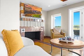 Elegant Riverside Escape Bottom-Floor Haven - Louisville - 9