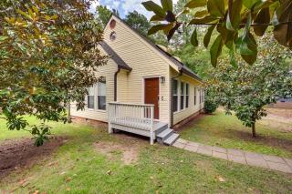 Game Room and Yard Updated House in Chester! - Chester - 8