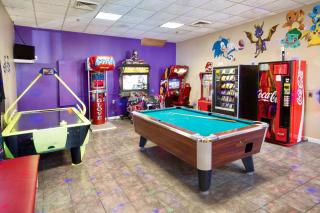 Wyndham Long Wharf 3BR Apartment with Resort Access - Newport - 2
