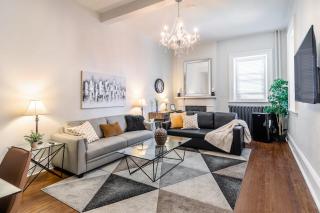 Modern 1 Double bed Apartment in James South Area - 5