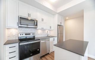 Brand New Upscale 1 Bedroom with Free Parking - Oakville - 2