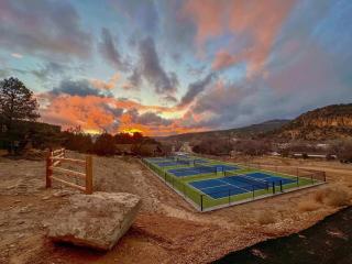 Treetop #9 at East Zion Resort - Orderville - 5