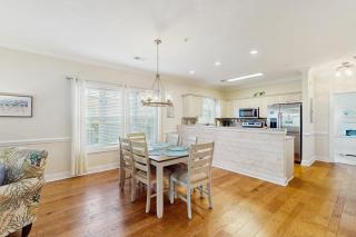 Gardens at Cypress Bay 19-104 - 6