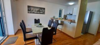 Three bedrooms family apartment with sea view Sveti Stefan - 7
