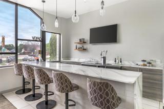 Best Western Plus Great Northern Inn - 4