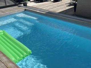 5 star holiday home in KUNGSÄNGEN - 5