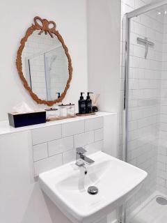 EdenGateway 4 double bedrooms house in Birmingham - Birmingham - 1