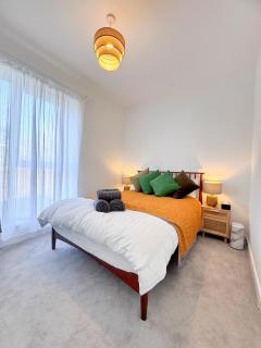 Full equipment brand new modern 4 double bedrooms house near city centre in Birmingham EdenGateway - Birmingham - 2