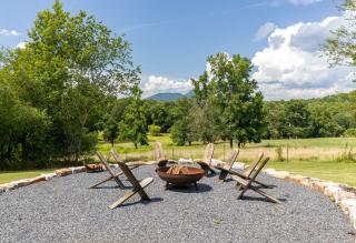 Yonah View King Beds - Wine Country Bliss - Cleveland - 0