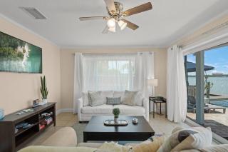 Coastal Breeze Siesta Manatee "C" - 2