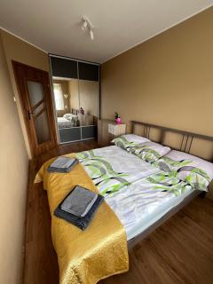 2-Pokojowy Apartament z Windą - Gdynia - 5
