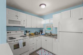 Coastal Breeze Siesta Dolphin "A" - Sarasota - 2