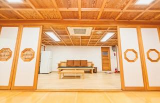 Ulsan Eoryeondang Hanok Stay - 3
