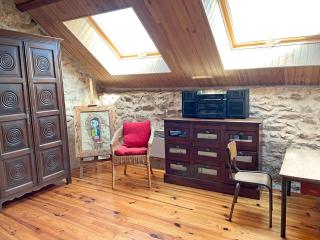 Fermette rénovée avec charme, 4 chambres, jardin, poêle bois, internet, animaux acceptés - FR-1-489-246 - Beaune dʼAllier - 2