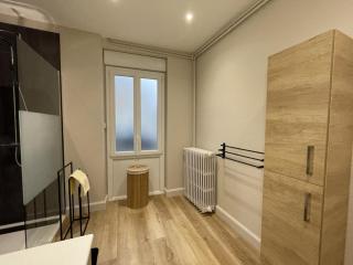 Gîte chaleureux avec terrasse, idéal pour randonnées et activités à la Montagne bourbonnaise - FR-1-489-496 - Ferrières-sur-Sichon - 3