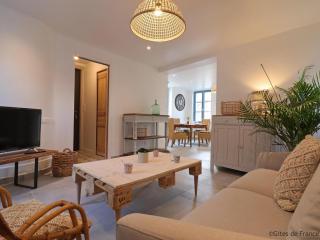 Maison de charme au cœur du bourg avec jardin et toutes commodités incluses à Sap-en-Auge - FR-1-497-146 - Le Sap - 2