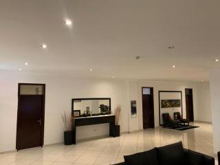 Lizzy Private Rooms - Accra - 2