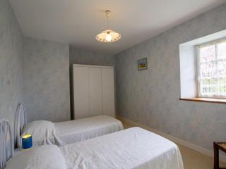 Maison isolée avec cheminée, animaux acceptés, proche attractions historiques - FR-1-616-154 - 1