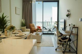 Modern & Stylish 1BR, Pool & Gym - 0