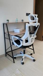 Modern & Stylish 1BR, Pool & Gym - 6