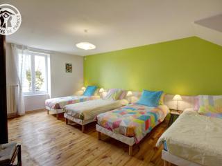 Gîte rural familial avec jardin, terrasse et équipements modernes près du Parc Livradois Forez - FR-1-496-22 - Chérier - 3