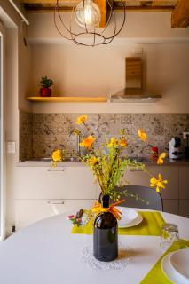 Garden apartment, wifi and private parking - 1