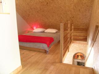 Charmante Maison "Duplex" avec Piscine Chauffée, Sauna et Jardin dans un Domaine de 15 ha - FR-1-489-208 - Vernusse - 3