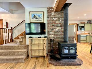 Blue Pine Forest Lodge cabin - 6