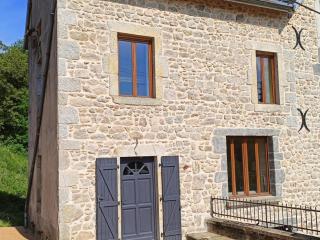 Aventure en plein air: gîte familial avec activités, proche La Loge des gardes et Paléopolis - FR-1-489-454 - La Chabanne - 0
