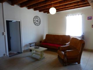 Maison de vacances rénovée avec jardin, idéale famille, proche RCEA, équipée confort et tout inclus - FR-1-489-44 - Cressanges - 3