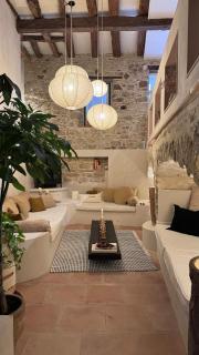 Cozy And Refined Retreat In The Heart Of Fanjeaux - 4