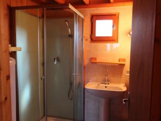 Chalets indépendants avec jardin, jeux pour enfants et terrasse proche de Montluçon - FR-1-489-401 - Mesples - 3