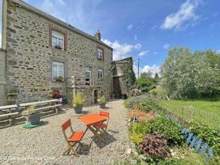 Gîte familial tout confort avec jeux et jardin, proche voie verte et rivière - FR-1-497-132 - Dompierre - 6