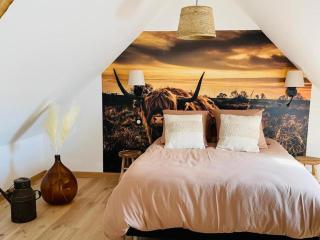 Gîte avec Spa, Cheminée, Nature et Confort à Montaigu-le-Blin - FR-1-489-522 - Montaigu-le-Blin - 2