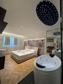 Saretta Luxury Suites - 4